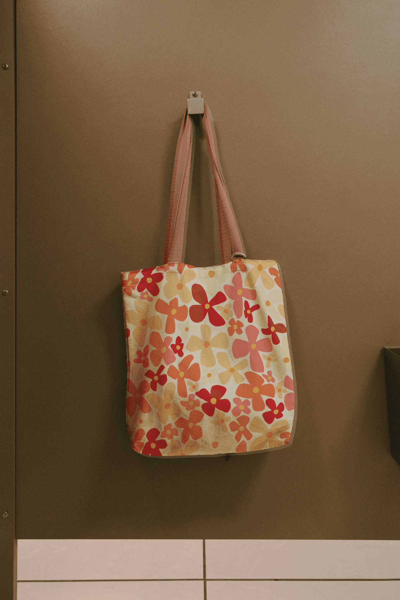 Tote bag with red flower pattern, alternate